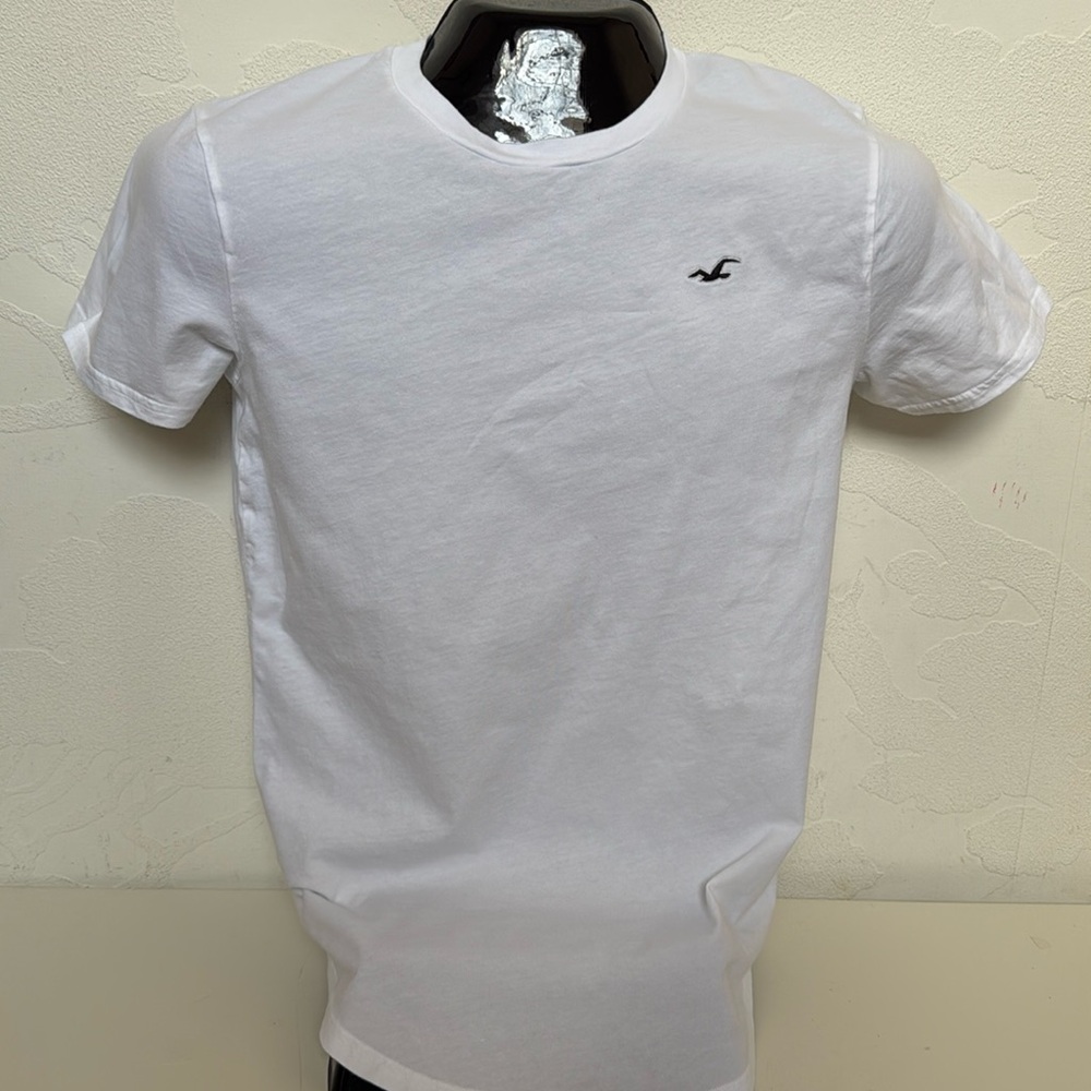 HOLLISTER Men’s White Crewneck Short Sleeve T Shirt w/ Black Logo Size S